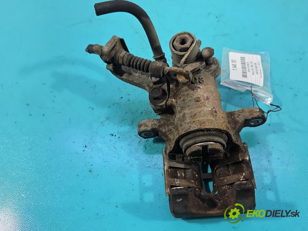 Suzuki SX4 I 2006-2014 1.6 16v 120 hp manual 88 kW 1586 cm3 5- brzdič zadní pravý  (Klika dveří ostatní)