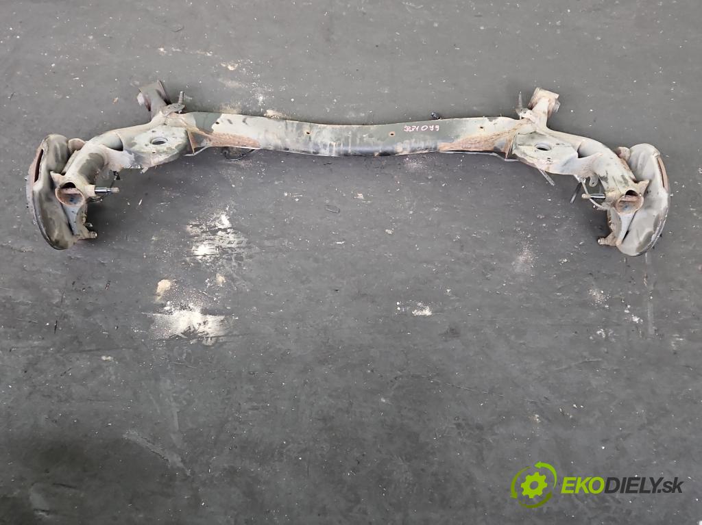 Suzuki SX4 I 2006-2014 1.6 16v 120 hp manual 88 kW 1586 cm3 5- zadní výztuha  (Zadní výztuha)