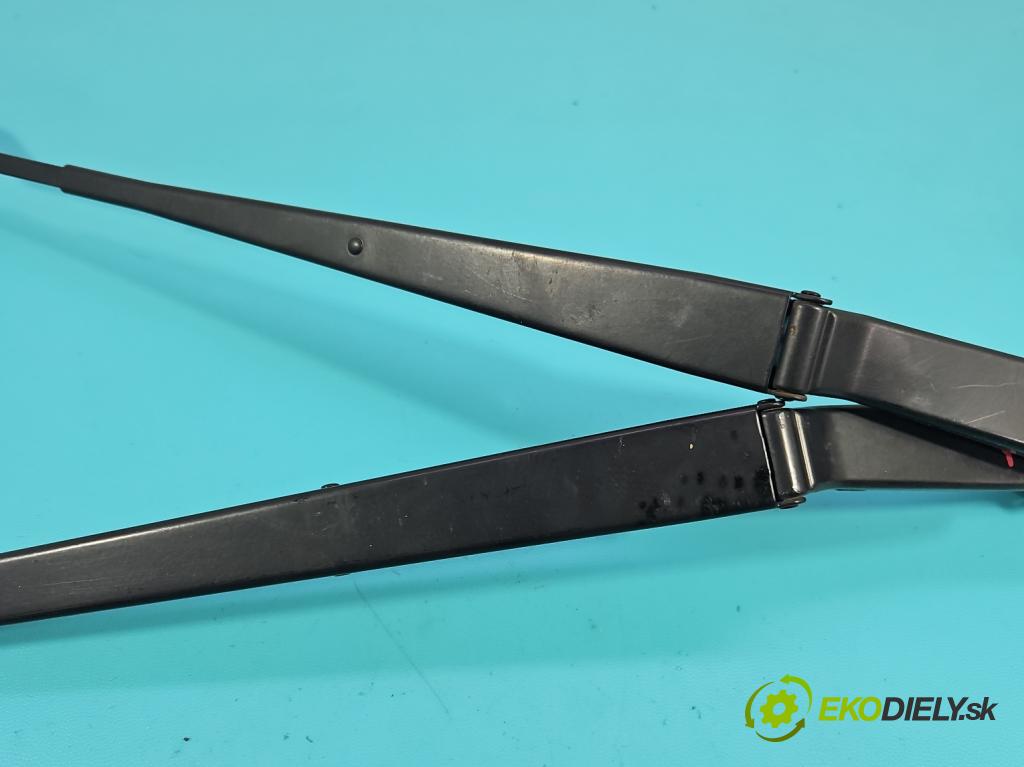 Suzuki SX4 I 2006-2014 1.6 16v 120 hp manual 88 kW 1586 cm3 5- rameno stěrače přední komplet