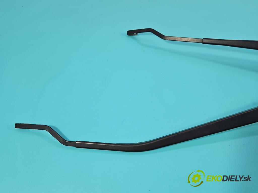 Suzuki SX4 I 2006-2014 1.6 16v 120 hp manual 88 kW 1586 cm3 5- rameno stěrače přední komplet