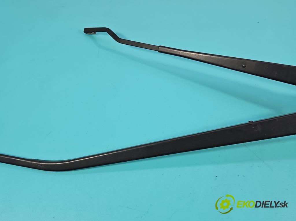 Suzuki SX4 I 2006-2014 1.6 16v 120 hp manual 88 kW 1586 cm3 5- rameno stěrače přední komplet