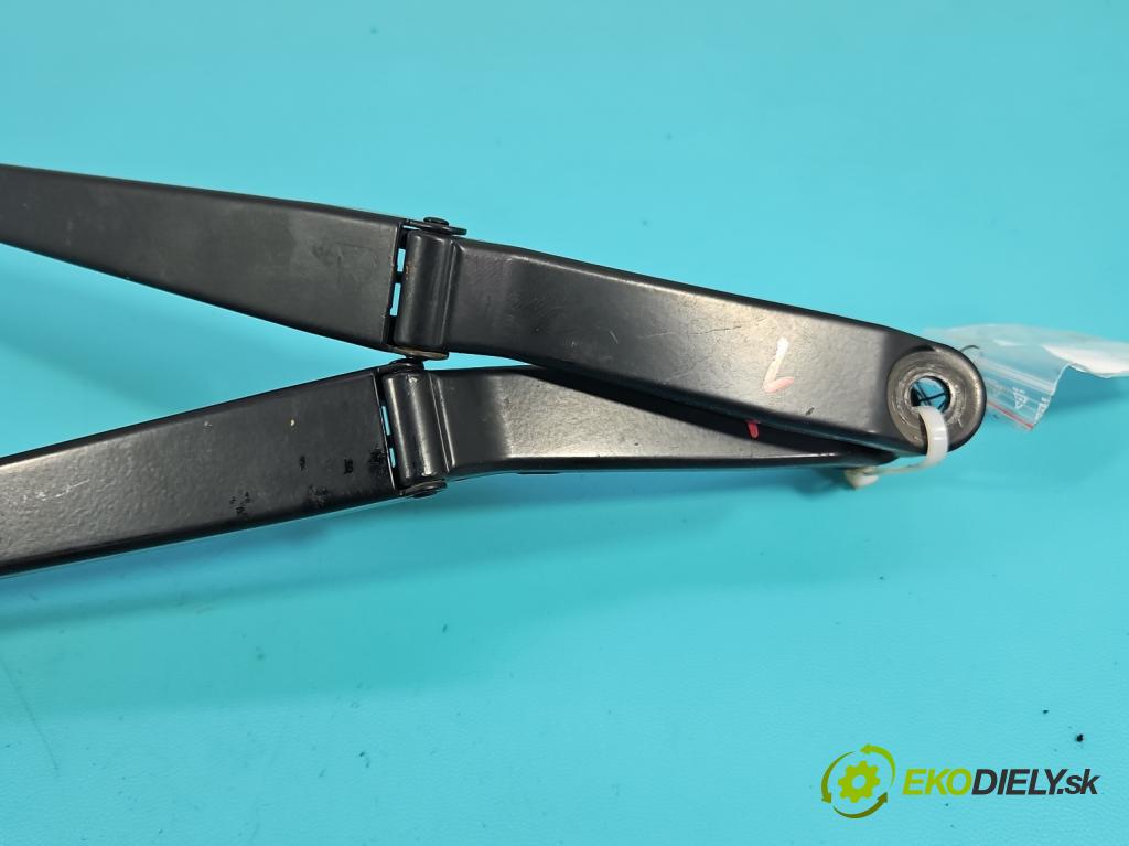 Suzuki SX4 I 2006-2014 1.6 16v 120 hp manual 88 kW 1586 cm3 5- rameno stěrače přední komplet