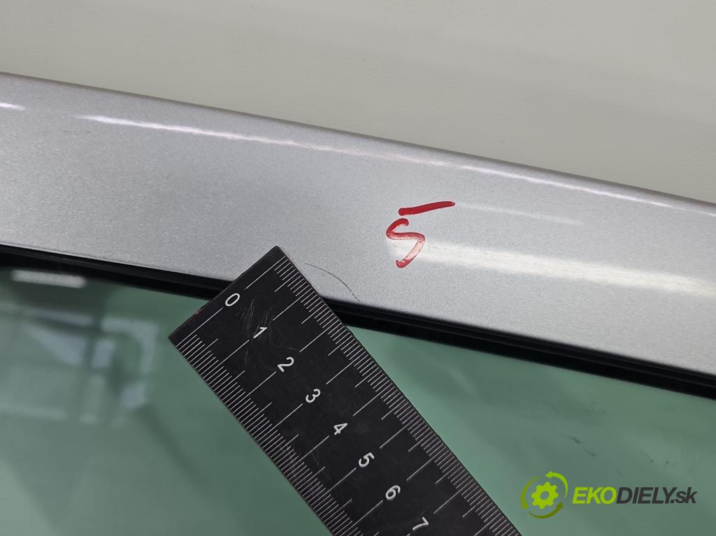 Opel Zafira B 2005-2014 1.8 16V 140 hp manual 103 kW 1796 cm3 5- dveře přední pravé  (Klika dveří ostatní)