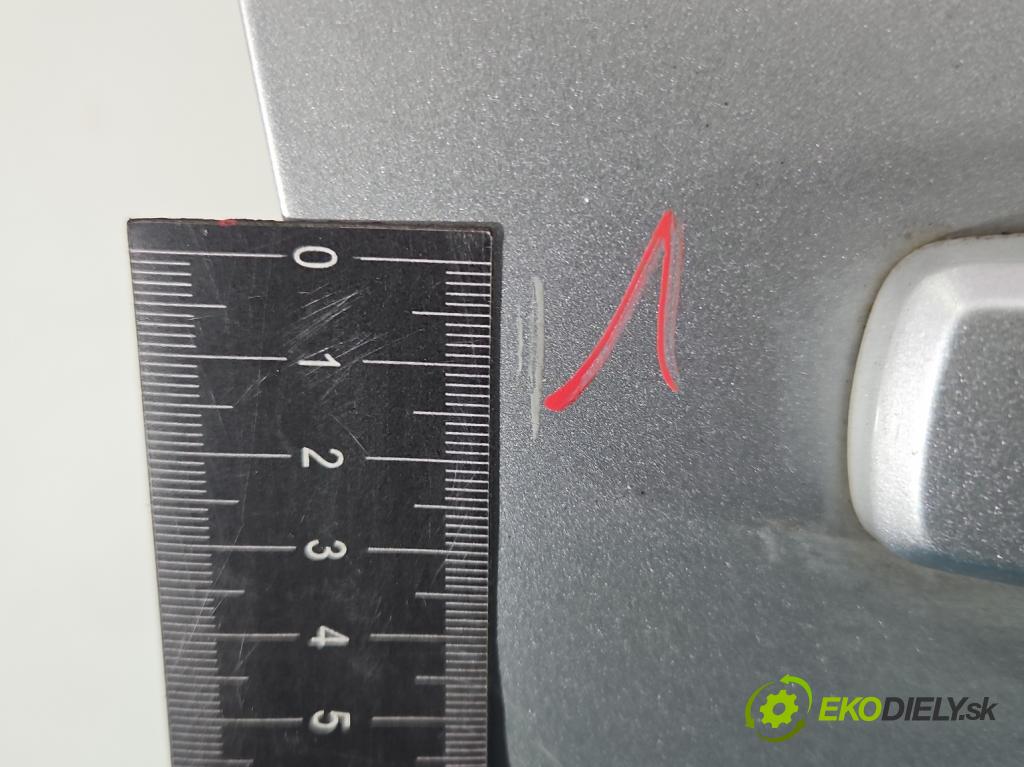 Opel Zafira B 2005-2014 1.8 16V 140 hp manual 103 kW 1796 cm3 5- dveře přední pravé  (Klika dveří ostatní)