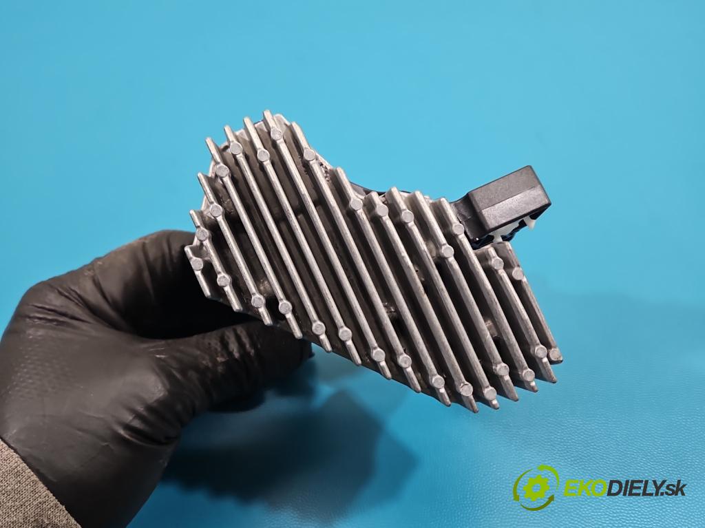 Skoda Kodiaq I 2.0 tdi 150 HP automatic 110 kW 1968 cm3 5- modul lampy: 207828-02R