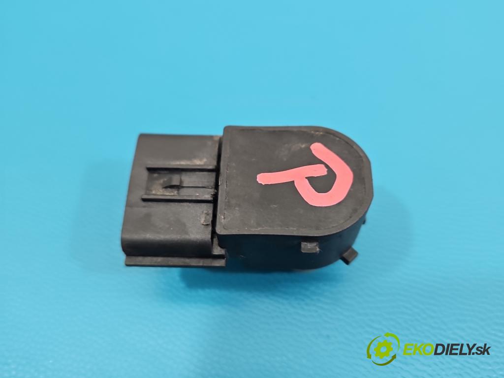 Hyundai I30 III 2016- 2.0 16V 280KM: automatic 206 kW 1998 cm3 5- snímač parkovaní: A21070416638