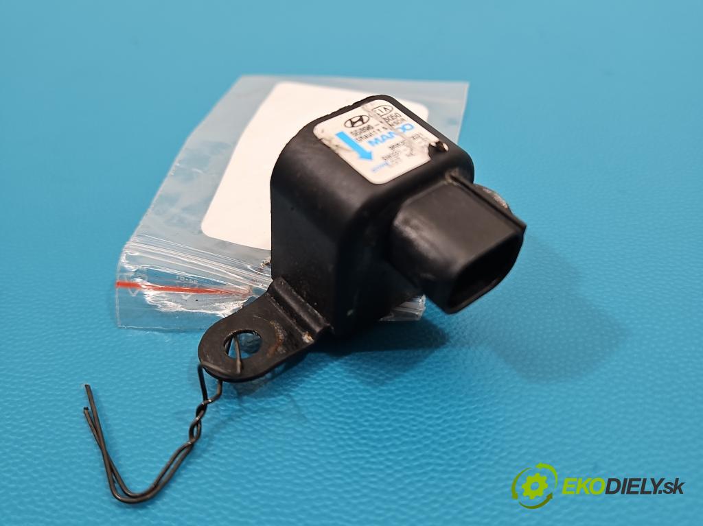 Hyundai I30 III 2016- 2.0 16V 280KM: automatic 206 kW 1998 cm3 5- snímač šokovat: 55896-T6050 (Snímač nárazu)