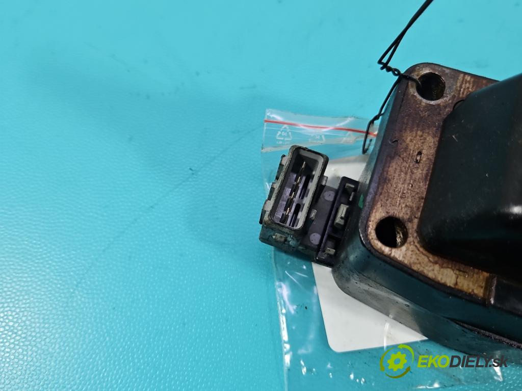 Peugeot 307 1.6 16V 109 HP manual 80 kW 1587 cm3 5- cievka zapaľovacia 0040102045 (Zapaľovacia cievka)