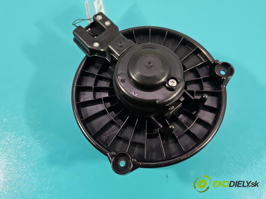 Honda Jazz III 2008-2014 1.3 16V 99 HP automatic 73 kW 1339 cm3 5- ventilátor vzduchu