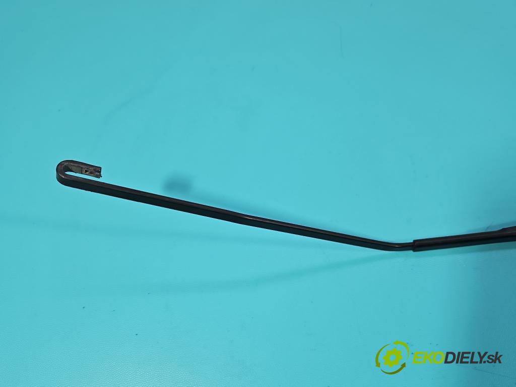 Honda Jazz III 2008-2014 1.3 16V 99 hp automatic 73 kW 1339 cm3 5- rameno stěrače přední komplet