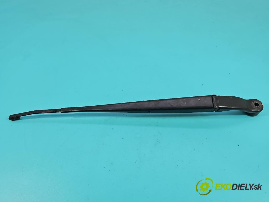 Honda Jazz III 2008-2014 1.3 16V 99 hp automatic 73 kW 1339 cm3 5- rameno stěrače přední komplet