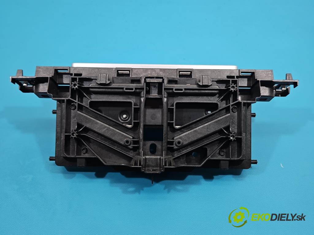 Audi A4 B9 2015-2024 2.0 TFSI 252KM automatic 185 kW 1984 cm3 4- displej 8W0919605 (Přístrojová deska)