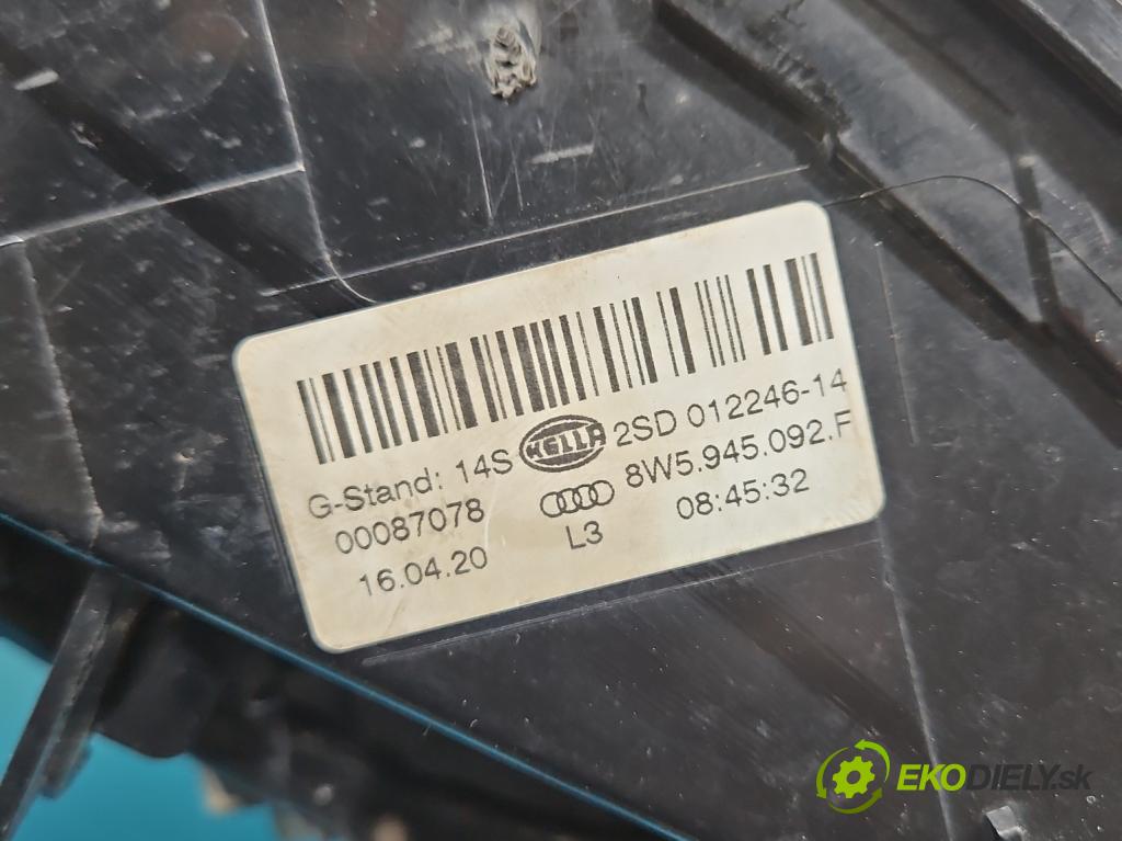 Audi A4 B9 2015-2024 2.0 TFSI 252KM automatic 185 kW 1984 cm3 4- svetlo / reflektor zadné pravé 8W5945092F (Kľučka dverí ostatné)