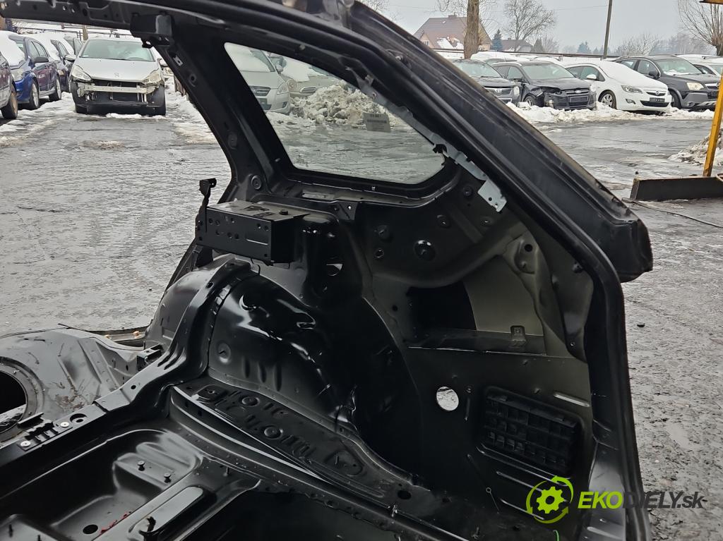 Bmw 3 F30 2011-2018 2.0d 184hp manual 135 kW 1995 cm3 5- blatník zadné pravý