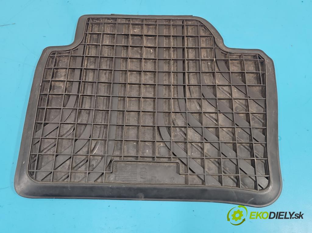 Bmw 3 F30 2011-2018 2.0d 184hp manual 135 kW 1995 cm3 5- Koberce: 2339809