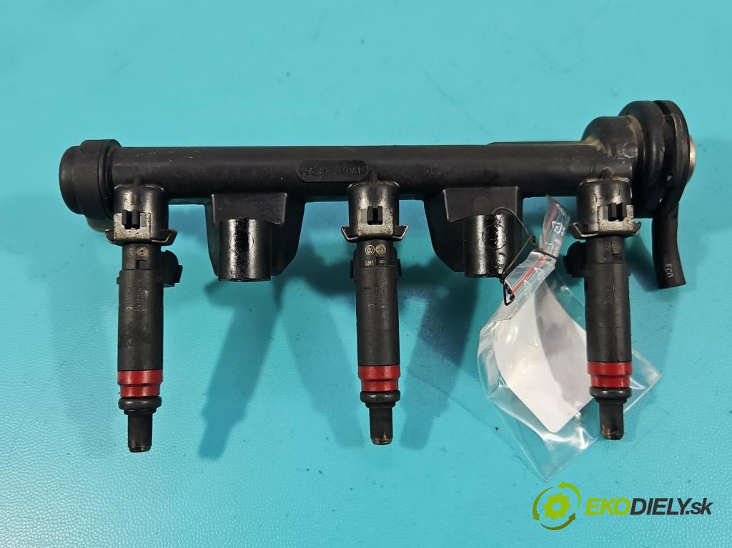 Skoda Fabia I 1999-2007 1.2 6V 54 HP manual 40 kW 1198 cm3 5- vstrek 03D906031C (Vstrekovač paliva)