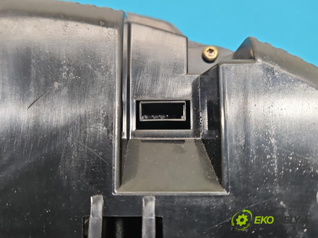 Audi A4 B6 2000-2004 1.9 tdi 131 hp manual 96 kW 1896 cm3 4- Přístrojová deska 8E0920900E (Přístrojová deska)