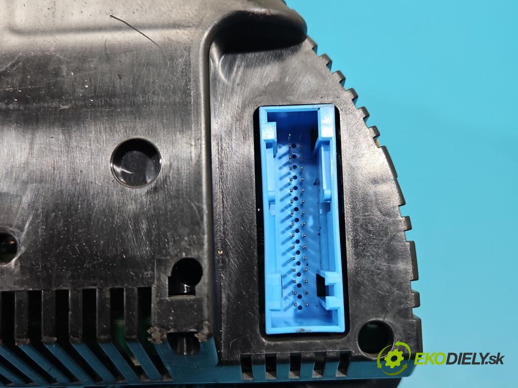 Audi A4 B6 2000-2004 1.9 tdi 131 hp manual 96 kW 1896 cm3 4- Přístrojová deska 8E0920900E (Přístrojová deska)