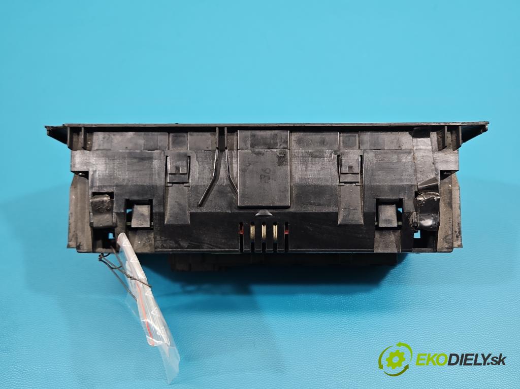 Audi A4 B6 2000-2004 1.9 tdi 131 HP manual 96 kW 1896 cm3 4- panel kúrenia 8E0820043