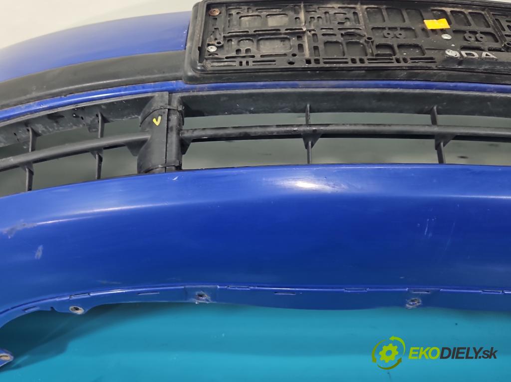 Skoda Fabia I 1999-2007 1.2 6V 54 HP manual 40 kW 1198 cm3 5- nárazník predné 6Y0807221 (Kľučka dverí ostatné)