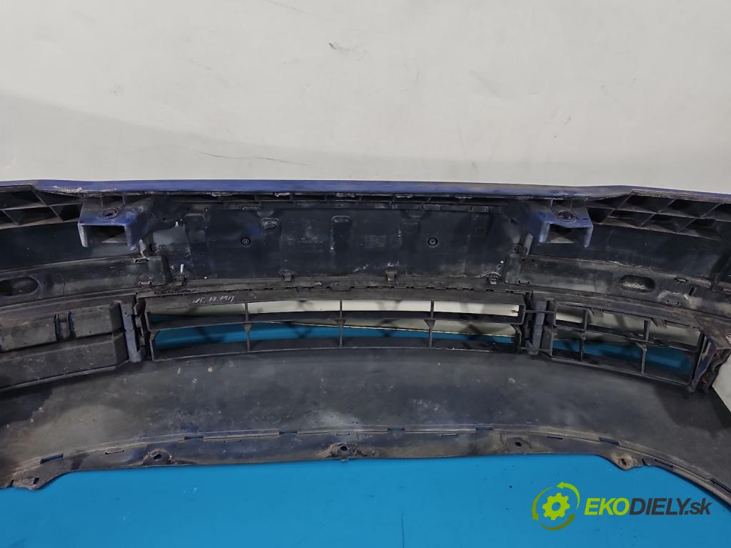 Skoda Fabia I 1999-2007 1.2 6V 54 HP manual 40 kW 1198 cm3 5- nárazník predné 6Y0807221 (Kľučka dverí ostatné)