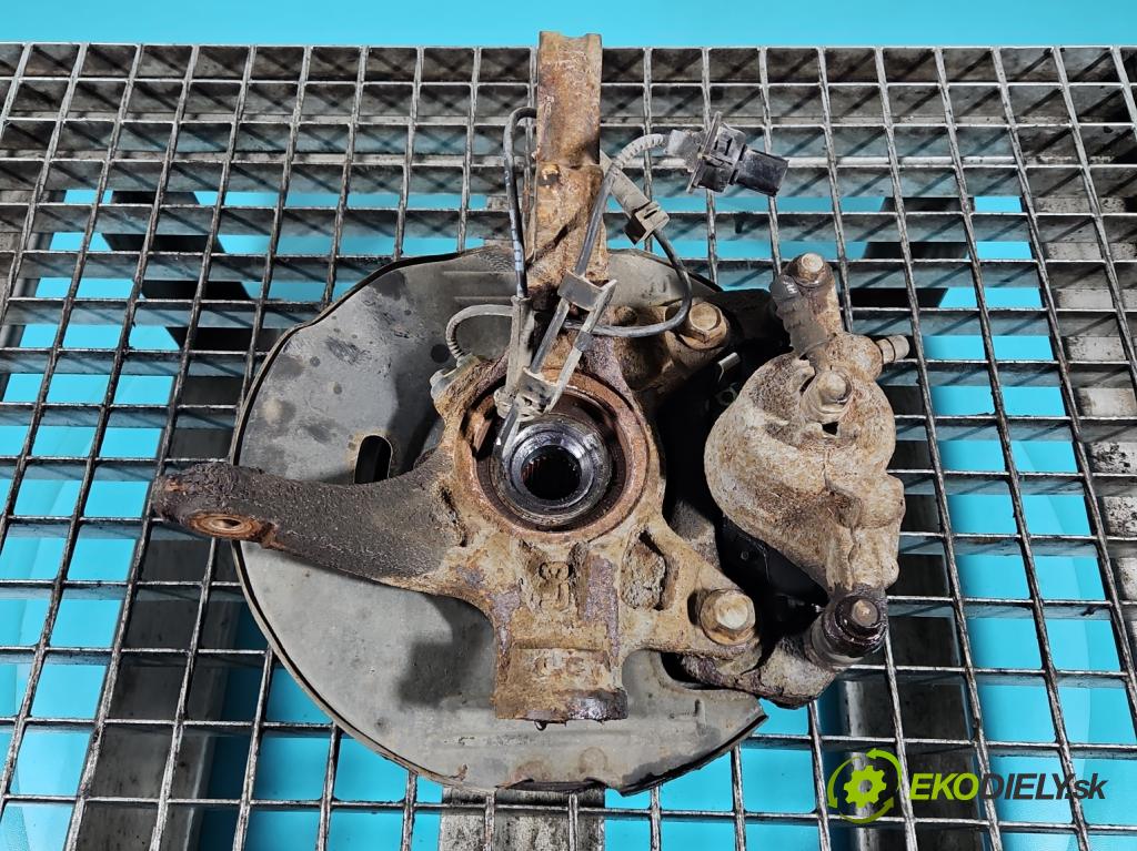 Honda Jazz III 2008-2014 1.3 16V 99 hp automatic 73 kW 1339 cm3 5- náboj levé  (Náboj kola)