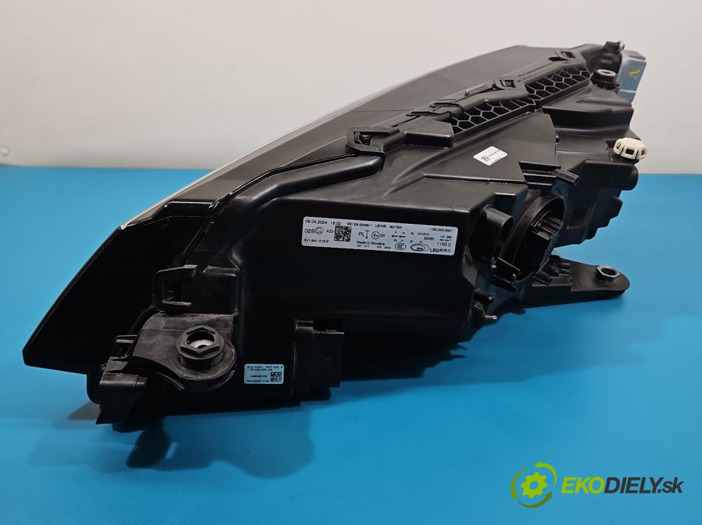 Skoda Superb III 2015-2024 2.0 tdi 150 HP automatic 110 kW 1968 cm3 5- Reflektor: pravý 3V1941016E (Svetlo predné pravé)