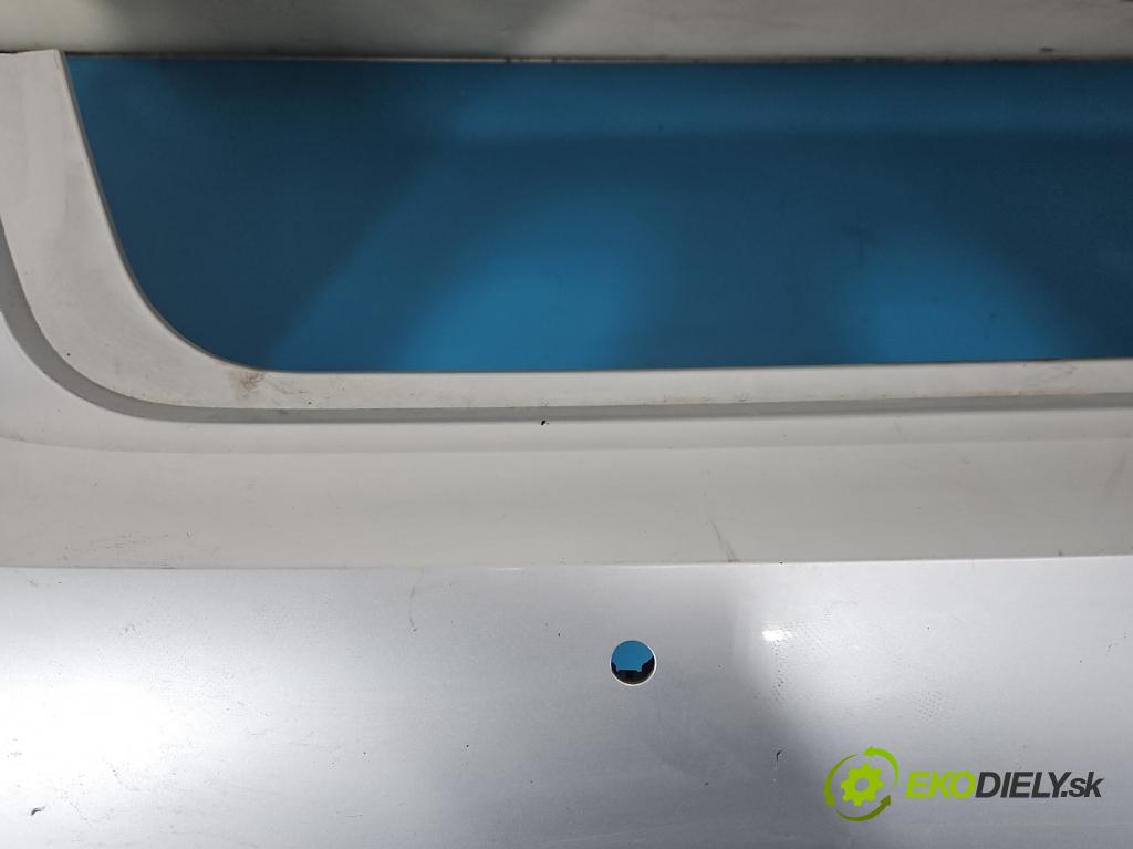 Audi A6 C7 2011-2018 2.0 TFSI 179KM automatic 132 kW 1984 cm3 4- nárazník zadní  (Klika dveří ostatní)