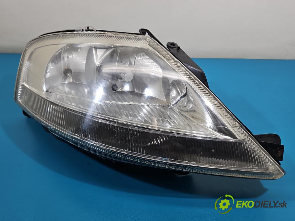 Citroen C3 I 2002-2009 1.4 8V 73 hp manual 54 kW 1360 cm3 5- světlo pravý  (Pravé přední světlo)