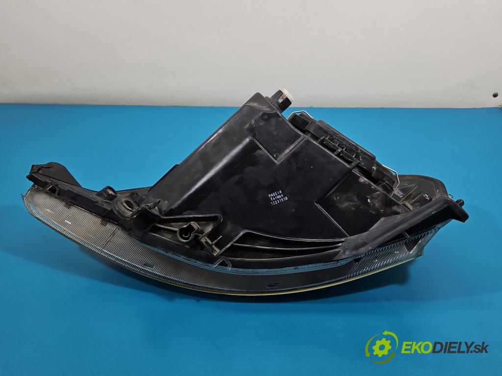 Citroen C3 I 2002-2009 1.4 8V 73 hp manual 54 kW 1360 cm3 5- světlo pravý  (Pravé přední světlo)