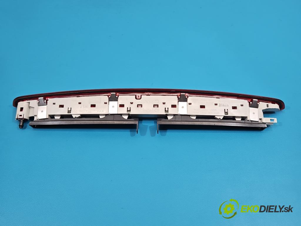 Skoda Superb III 2015-2024 2.0 tdi 150 HP automatic 110 kW 1968 cm3 5- světlo: stop: 5E9945097C