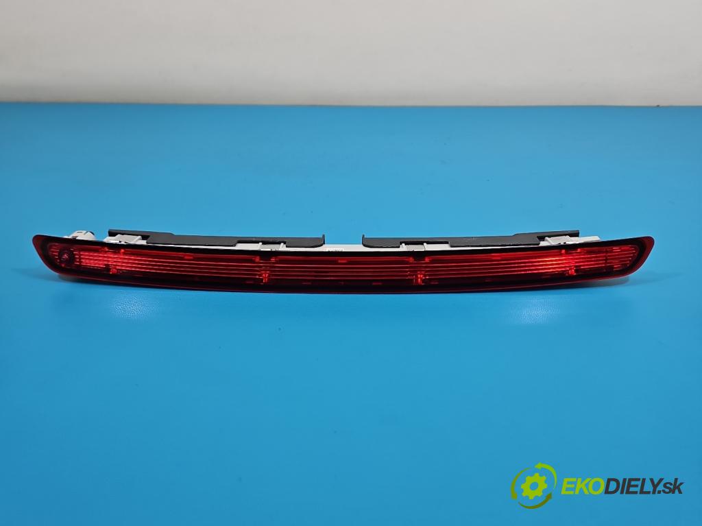 Skoda Superb III 2015-2024 2.0 tdi 150 HP automatic 110 kW 1968 cm3 5- světlo: stop: 5E9945097C