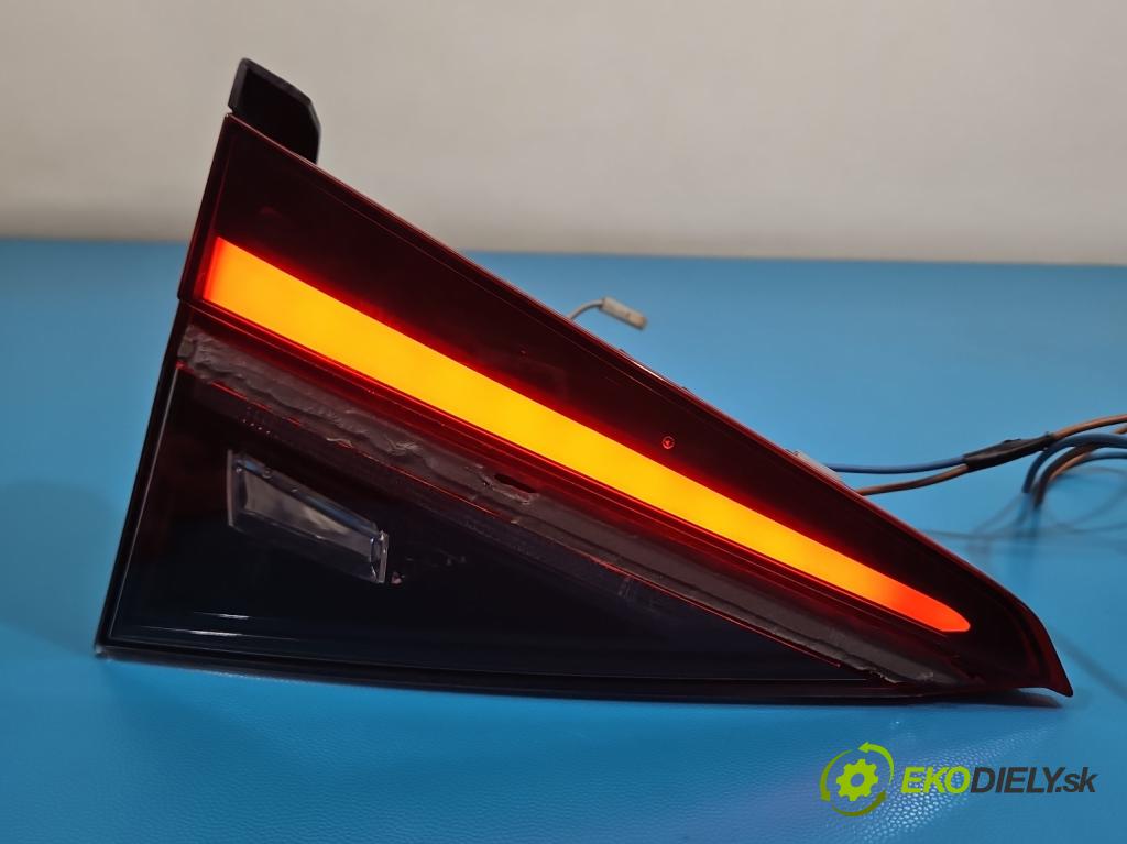 Skoda Superb III 2015-2024 2.0 tdi 150 HP automatic 110 kW 1968 cm3 5- svetlo / reflektor zadné ľavé 3V9945307H (Kľučka dverí ostatné)