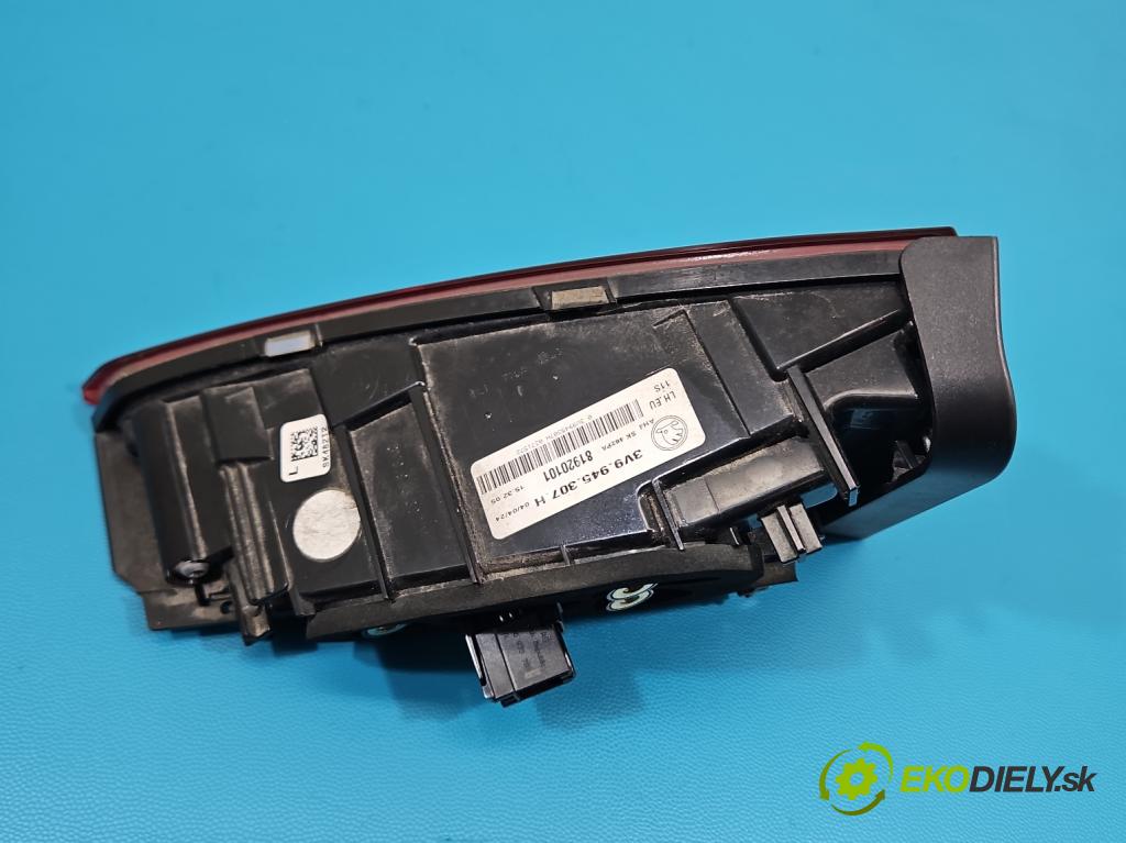 Skoda Superb III 2015-2024 2.0 tdi 150 HP automatic 110 kW 1968 cm3 5- svetlo / reflektor zadné ľavé 3V9945307H (Kľučka dverí ostatné)