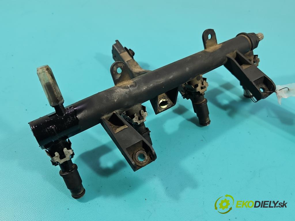 Citroen C3 I 2002-2009 1.4 8V 73 HP manual 54 kW 1360 cm3 5- vstrek 01F002A (Vstrekovač paliva)