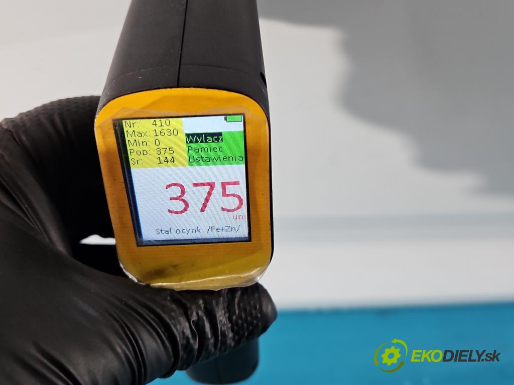 Audi A4 B9 2015-2024 2.0 TFSI 252KM automatic 185 kW 1984 cm3 4- dveře přední pravé  (Klika dveří ostatní)