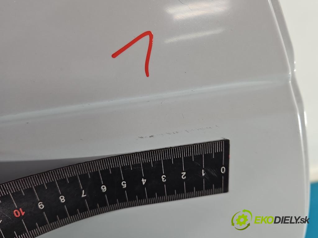Audi A4 B9 2015-2024 2.0 TFSI 252KM automatic 185 kW 1984 cm3 4- dvere zadné pravé  (Kľučka dverí ostatné)