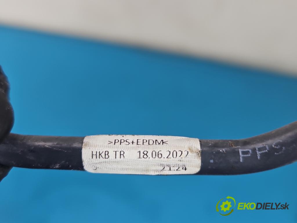 Cupra Formentor 20- 1.5 TSI 150 HP automatic 110 kW 1498 cm3 5- rúrka systému chladenia