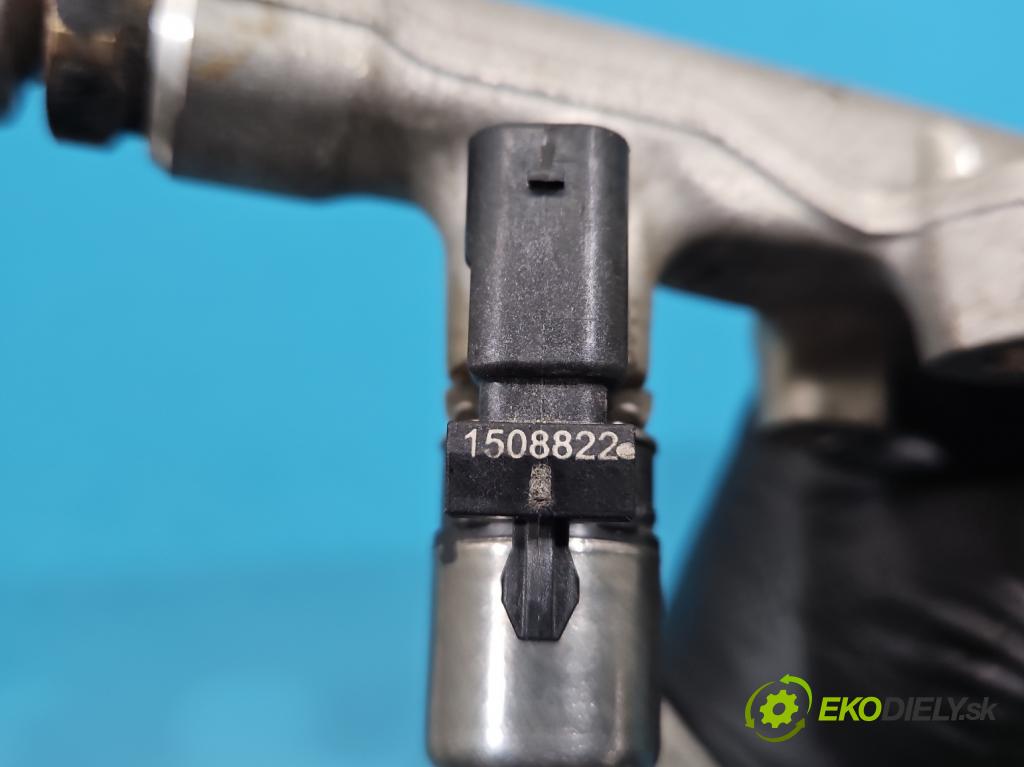 Cupra Formentor 20- 1.5 TSI 150 HP automatic 110 kW 1498 cm3 5- vstrek 04E906036AD (Vstrekovač paliva)