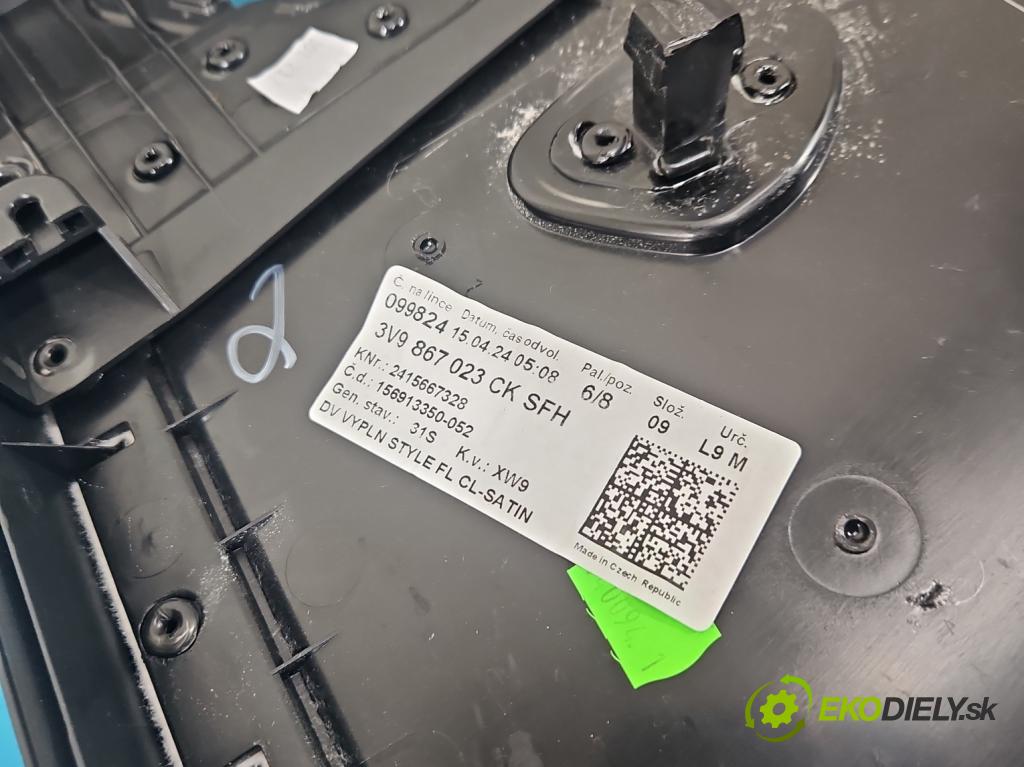 Skoda Superb III 2015-2024 2.0 tdi 150 hp automatic 110 kW 1968 cm3 5- Tapacír: dveře zadní levé 3V9867023CK