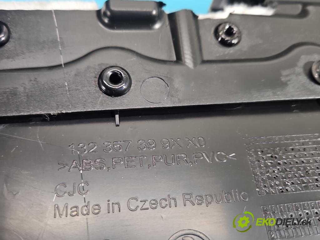 Skoda Superb III 2015-2024 2.0 tdi 150 HP automatic 110 kW 1968 cm3 5- Čalounictví: dvere predné ľavé 3V1867013CK