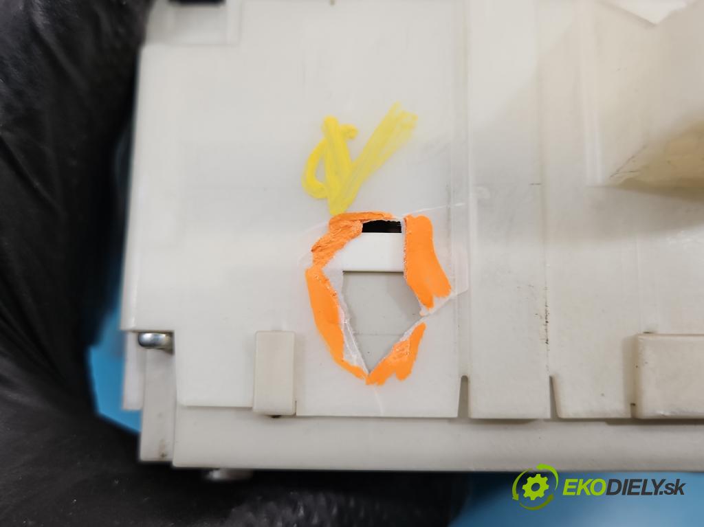 Honda Jazz III 2008-2014 1.3 16V 99 hp automatic 73 kW 1339 cm3 5- skříňka pojistková TF0-G510 (Pojistková skříňka)