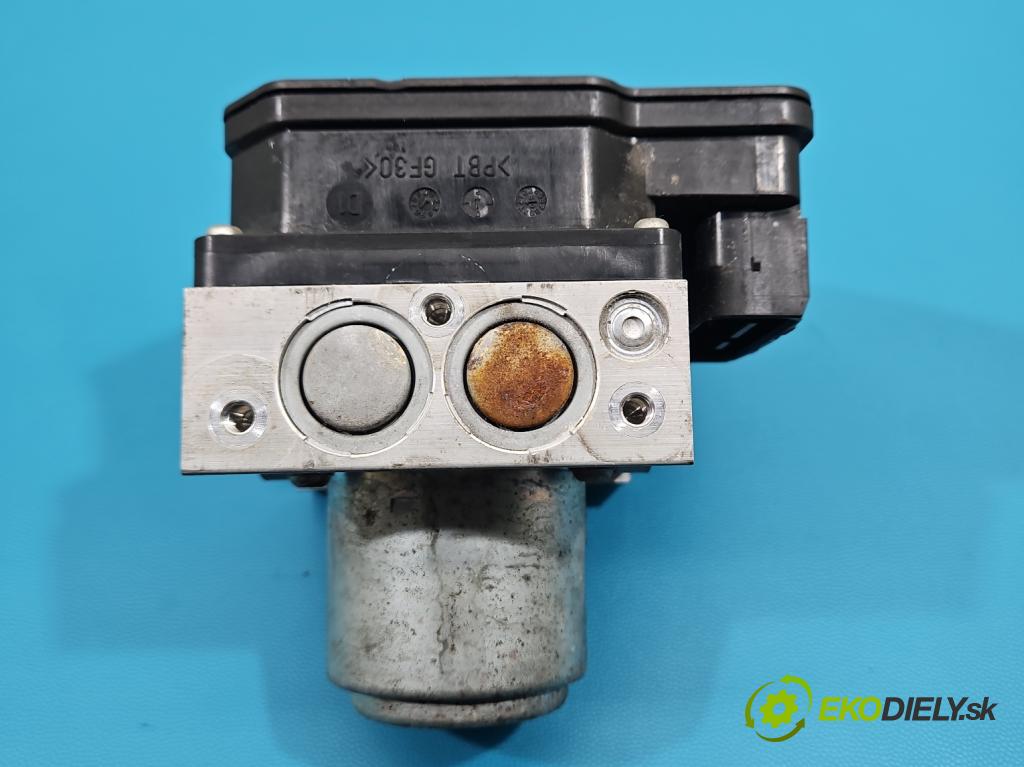 Honda Jazz III 2008-2014 1.3 16V 99 HP automatic 73 kW 1339 cm3 5- čerpadlo abs 0B11A-0188 (Pumpa ABS)