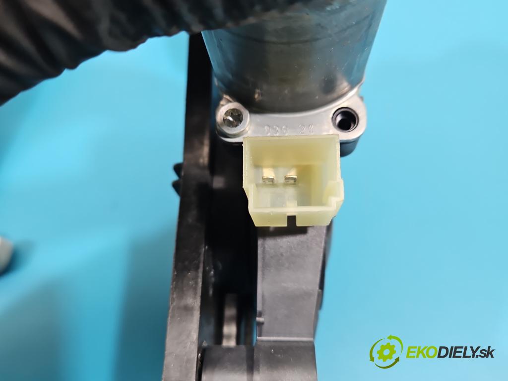 Skoda Superb III 2015-2024 2.0 tdi 150 HP automatic 110 kW 1968 cm3 5- mechanizmus okna zadné ľavý 5Q0959801A