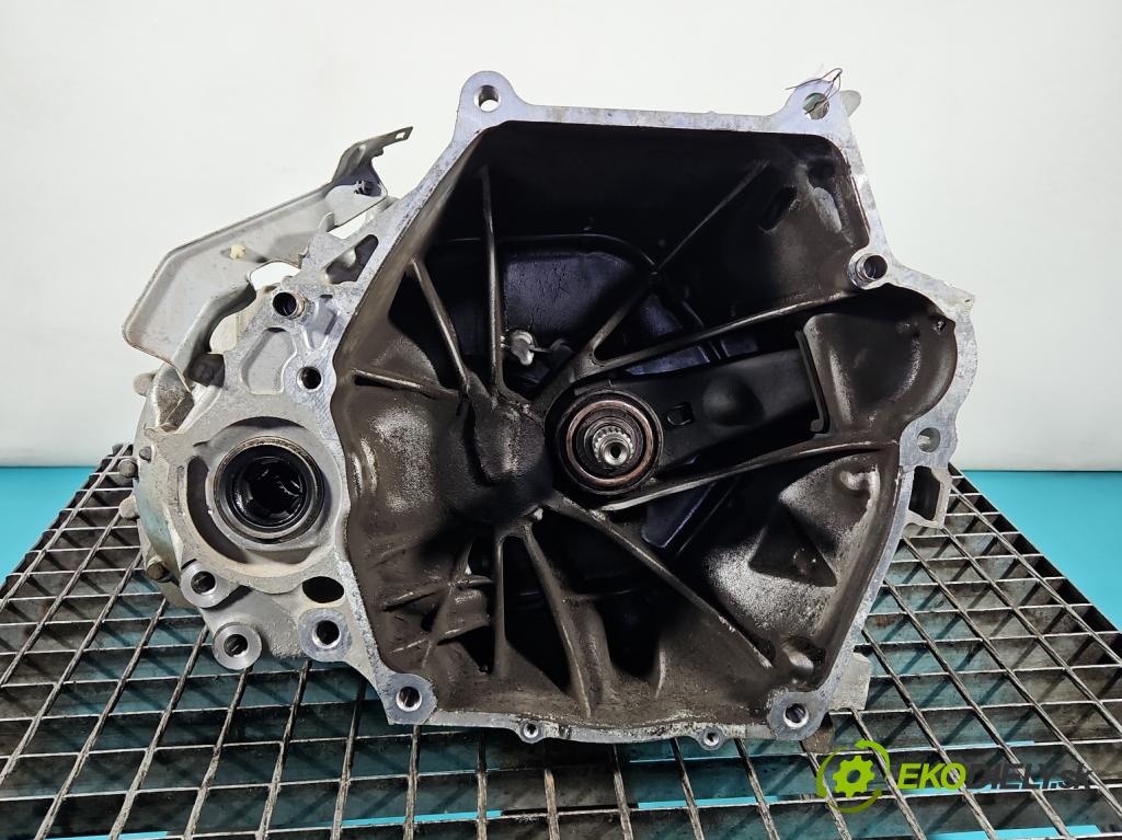 Honda Jazz III 2008-2014 1.3 16V 99 HP automatic 73 kW 1339 cm3 5- prevodovka stupeň,rýchlosť manual SF7M-2003682