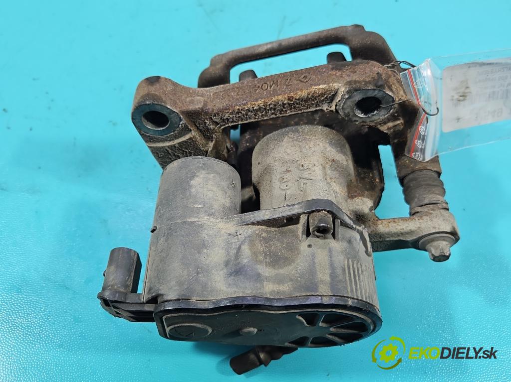 Peugeot 508 II 2018- 1.5 hdi 131 hp manual 96 kW 1499 cm3 5- brzdič zadní levý 9819059380 (Klika dveří ostatní)