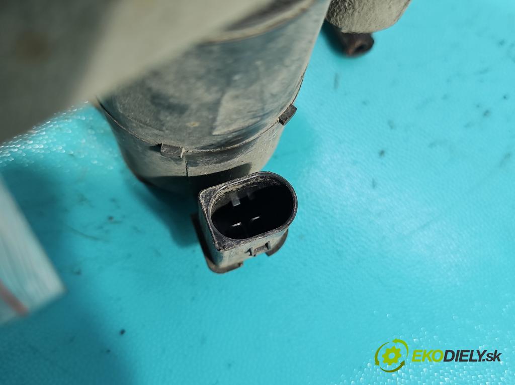 Peugeot 508 II 2018- 1.5 hdi 131 hp manual 96 kW 1499 cm3 5- brzdič zadní pravý 9819059480 (Klika dveří ostatní)