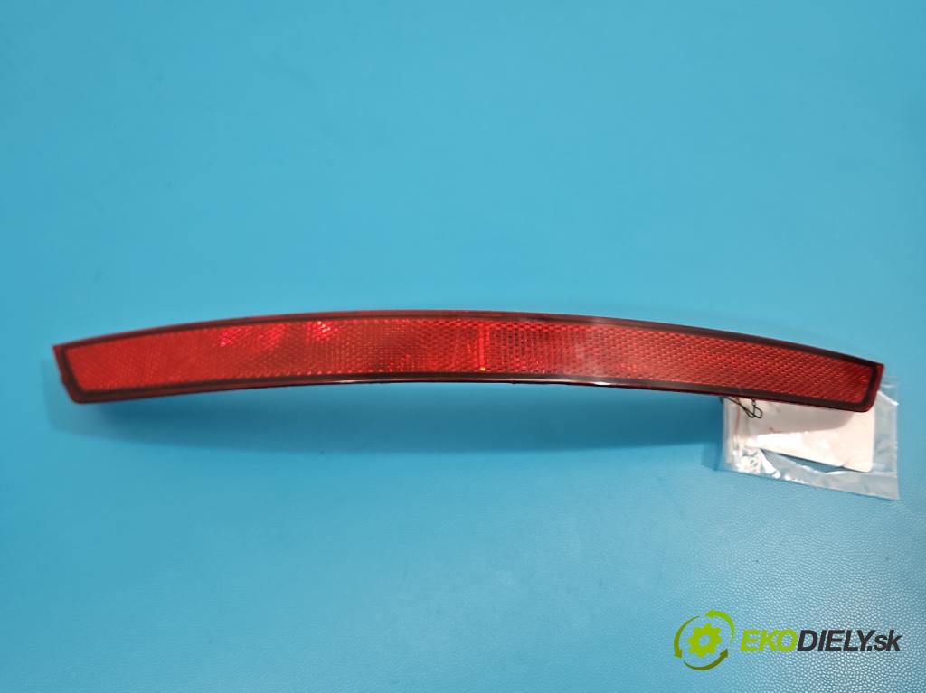 Skoda Superb III 2015-2024 2.0 tdi 150 HP automatic 110 kW 1968 cm3 5- Odraz: 3V5945105