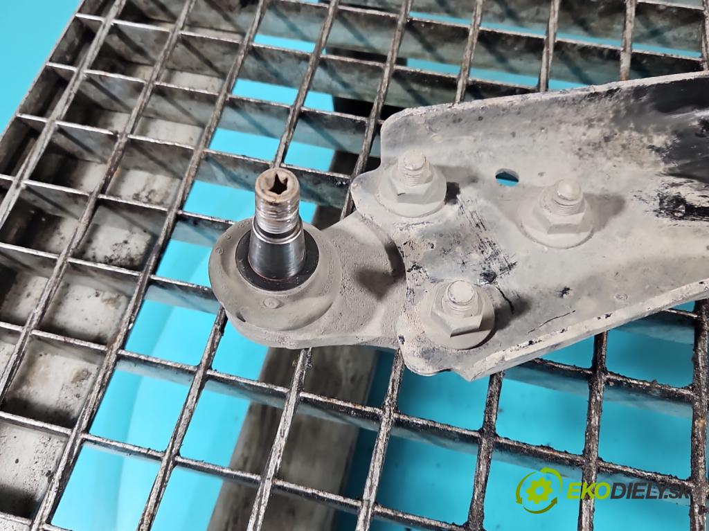 Peugeot 508 II 2018- 1.5 hdi 131 hp manual 96 kW 1499 cm3 5- přední levý  (Klika dveří ostatní)