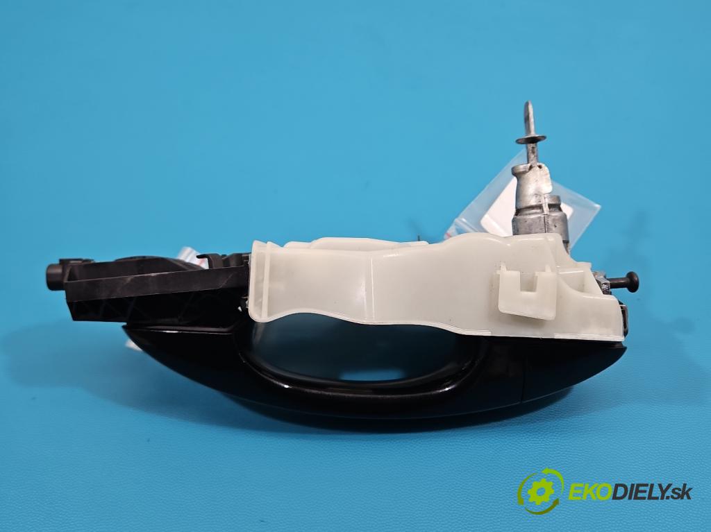 Skoda Superb III 2015-2024 2.0 tdi 150 HP automatic 110 kW 1968 cm3 5- rukoväť predné ľavé mimo: 7P6837885 (Kľučka dverí vonkajšia predná ľavá)